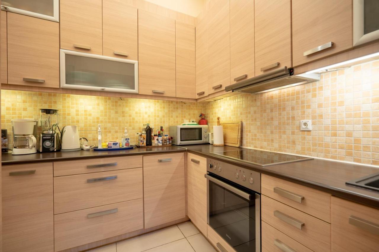 Acropolis Metro St.3 Bedrοοms 6 Persons Maisonette Афіни Екстер'єр фото