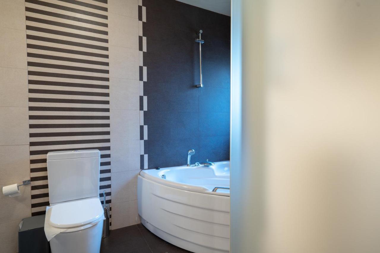 Acropolis Metro St.3 Bedrοοms 6 Persons Maisonette Афіни Екстер'єр фото